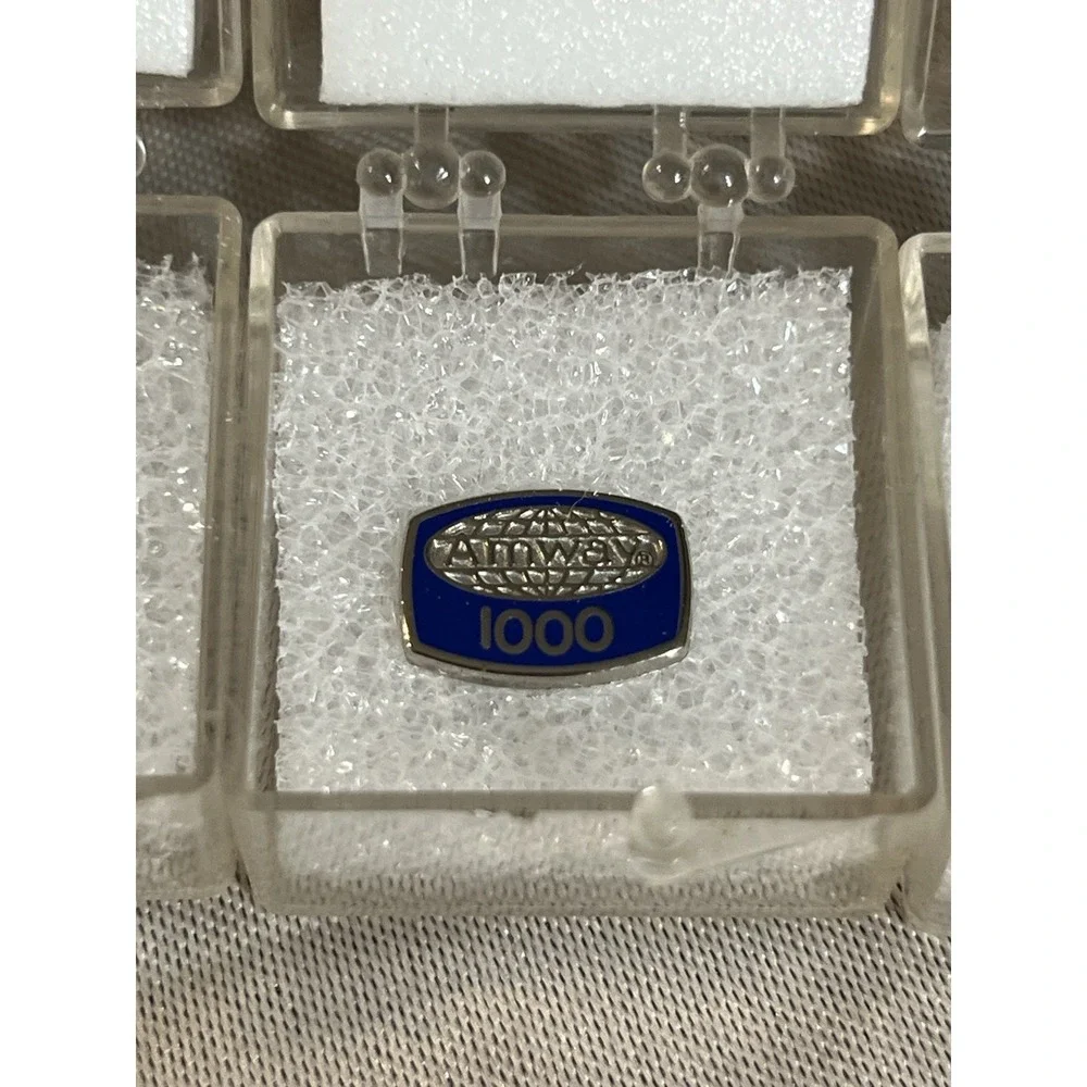 LOT OF 6 VTG AMWAY1000, Choir, Marilyn‎ Hickey Lapel Pin Service Award (2330)